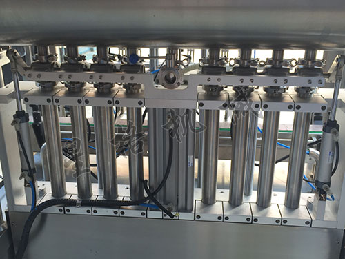 ȫ�Զ�8ͷ���Ϲ�װ��(ͼ2)