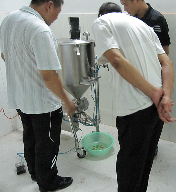 304�������ӽ��Ϲ�װ���߽����Ƹ�ï���ζƷ(ͼ2)