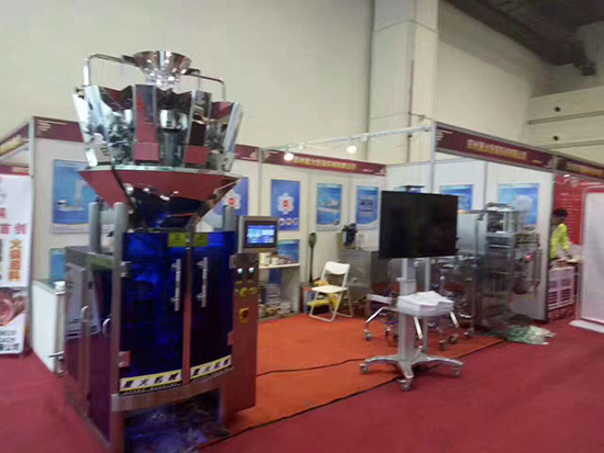 �أ�ů��ʳ�İ�װչʢ��Ļ��(ͼ2)