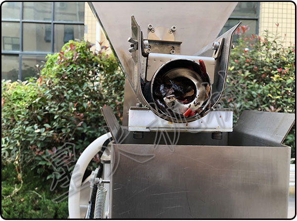 酱菜灌装生产线全套装备几多钱(图2) 酱菜灌装生产线全套装备几多钱(图2)