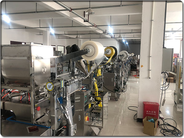 多功效立式酱料包装机装备该怎样选择(图1) 多功效立式酱料包装机装备该怎样选择(图1)