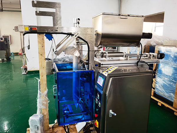 香辣卤肉酱料包装机好用吗(图1) 香辣卤肉酱料包装机好用吗(图1)