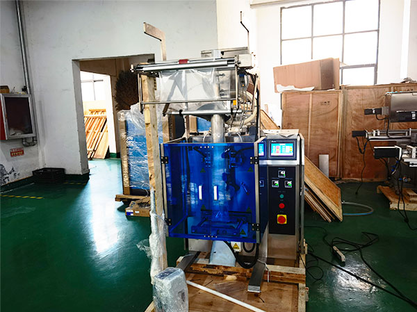 香辣卤肉酱料包装机好用吗(图2) 香辣卤肉酱料包装机好用吗(图2)