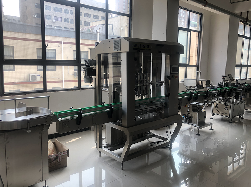 油辣子自动灌装生产线一直追随时代的脚步(图2) 油辣子自动灌装生产线一直追随时代的脚步(图2)